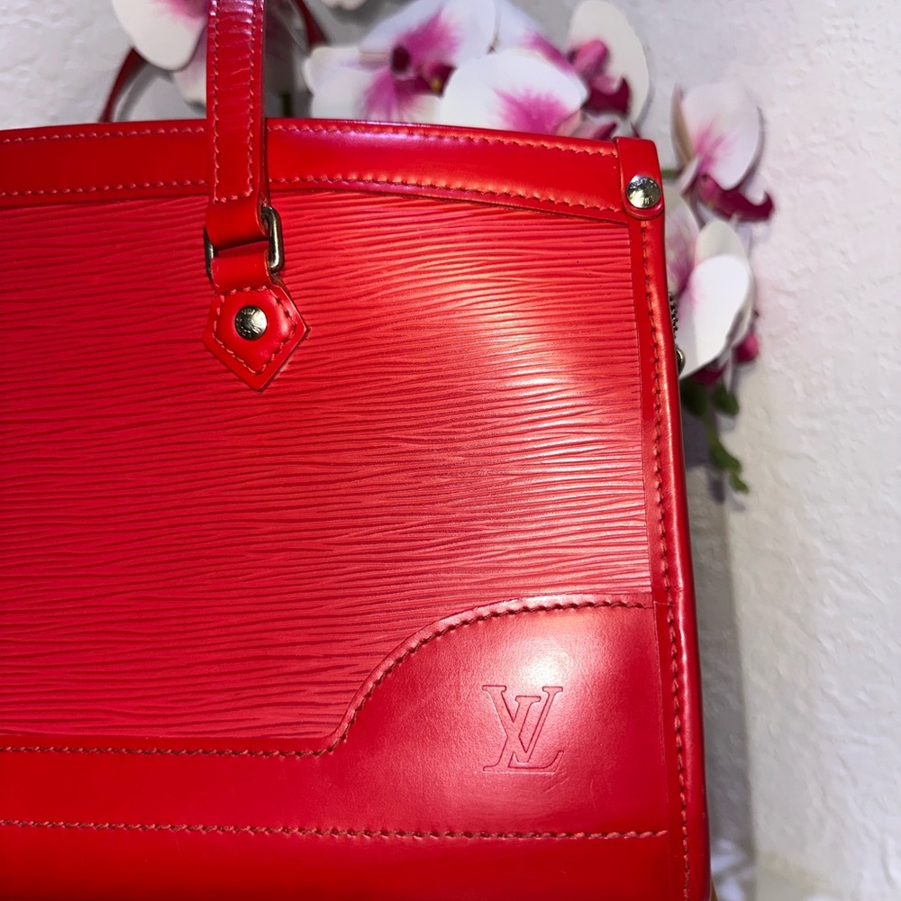 Louis Vuitton Cherry Red Shoulder Bag - Picture 7 of 13